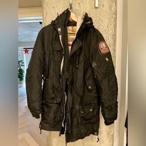 Men’s Authentic parajumpers jacket, Sz m